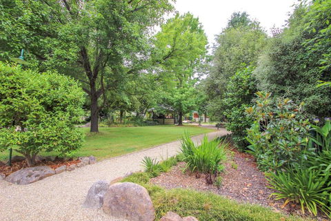 Silver Birches Holiday Unit 7 - Accommodation Port Macquarie 1