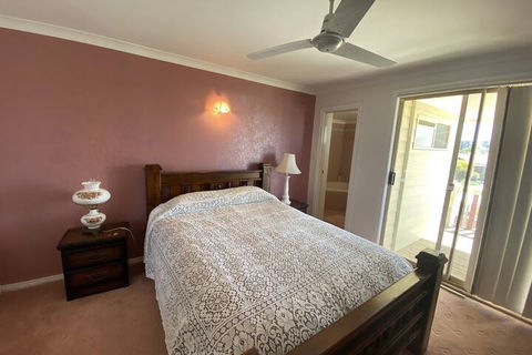 Whispering Palms - Accommodation Port Macquarie 6