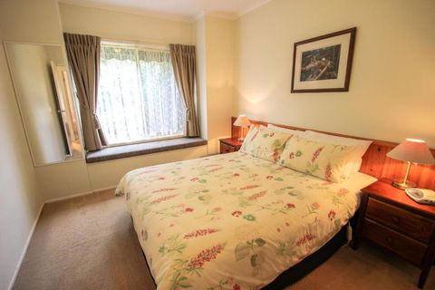 Silver Birches Holiday Unit 4 - Accommodation Port Macquarie 1