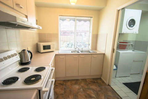Silver Birches Holiday Unit 4 - Accommodation Port Macquarie 5