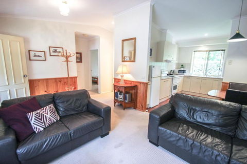 Silver Birches Holiday Unit 2 - Accommodation Port Macquarie 6