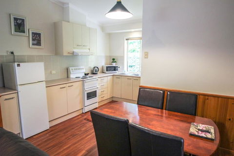 Silver Birches Holiday Unit 2 - Accommodation Port Macquarie 2