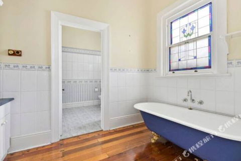 Rose Garden Spacious Family Home Near CBD - Accommodation Port Macquarie 5