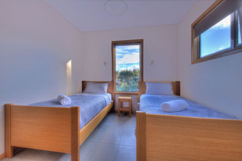 Freycinet Stone Studio 3 - Accommodation Port Macquarie 2