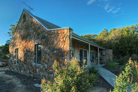Freycinet Stone Studio 3 - Accommodation Port Macquarie 0
