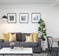 CANBERRA CHIC-Hosted by L'Abode - Accommodation Port Macquarie