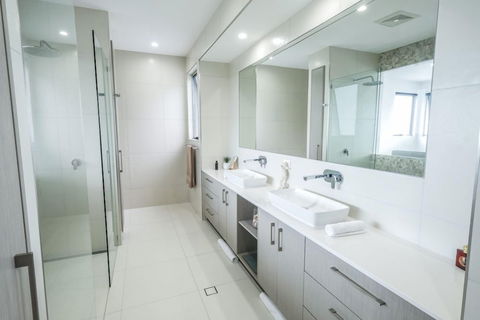 Bellevue Airlie Beach - Accommodation Port Macquarie 2
