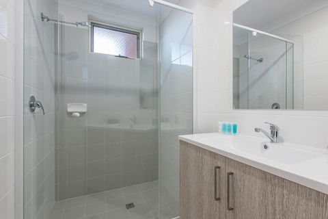 Jurien Bay Motel Apartments - Accommodation Port Macquarie 3