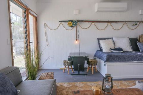 Quiet Pet Friendly Home 3 Houses To Beach Entry With Private Pool Walk To Shops - Accommodation Port Macquarie 2