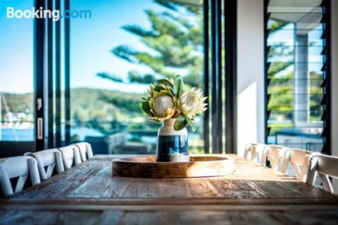Beauty On Booker Bay - Accommodation Port Macquarie 6