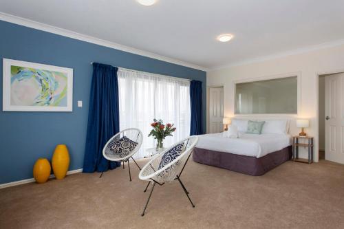 Spearwood WA Accommodation Port Macquarie