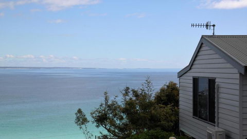 SEA EAGLE COTTAGE Amazing Views Of Bay Of Fires - Accommodation Port Macquarie 3