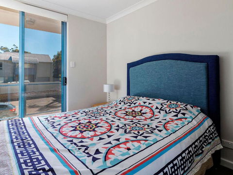 Across The Road From The Beach! - Accommodation Port Macquarie 3