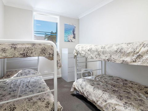 Across The Road From The Beach! - Accommodation Port Macquarie 2