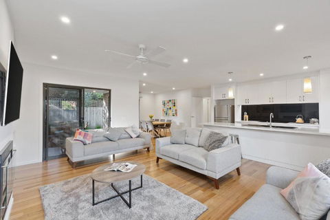 TORQUAY Relax & Unwind Beach 300m Table Tennis - Accommodation Port Macquarie 1
