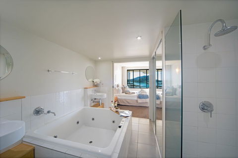 The Hamptons On Airlie - Accommodation Port Macquarie 5