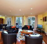 Villa Joie De Vie located within Cypress Lakes - Accommodation Port Macquarie