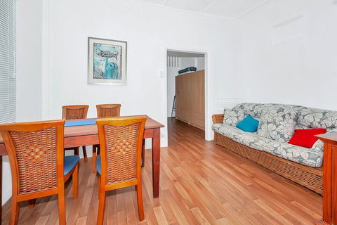 Easy Going Holiday Unit On McKenzie MK6 - Accommodation Port Macquarie 5