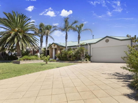 DIAMOND BAY RETREAT SORRENTO - Accommodation Port Macquarie 4