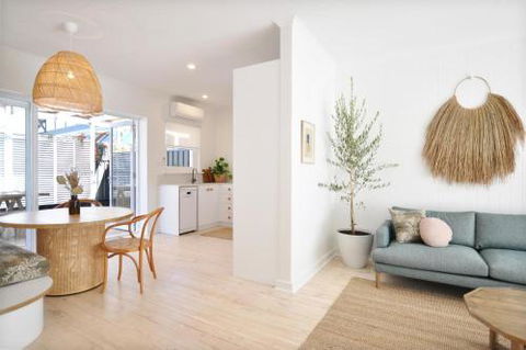 Pine At Arlos Refined Luxury In Glenelg - Accommodation Port Macquarie 1