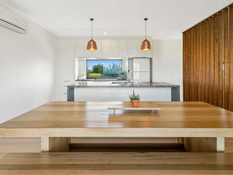 Cayley - Accommodation Port Macquarie 5
