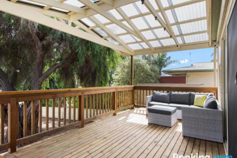 EdAn Beachhouse 21 Laronde - Accommodation Port Macquarie 3