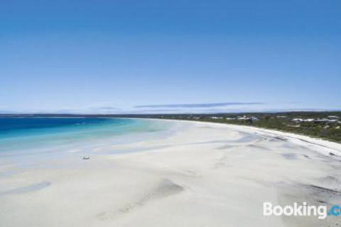 A One One Two At Island Beach - Accommodation Port Macquarie 0