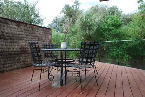 SURF Side SECRET INVERLOCH - Accommodation Port Macquarie 3