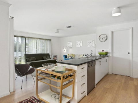 Beach Fun 11 Broadbeach Drive - Accommodation Port Macquarie 1