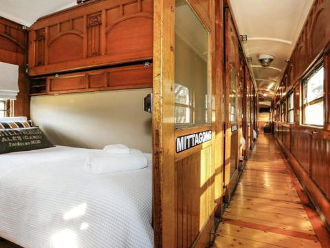 THE ANGAS CARRIAGE Alpine Southern Highlands 4pm Check Out On Sundays - Accommodation Port Macquarie 2