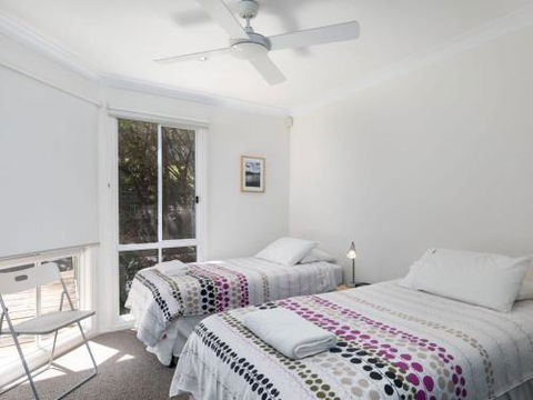 SPINIFEX Gerroa 4pm Check Out Sundays - Accommodation Port Macquarie 3