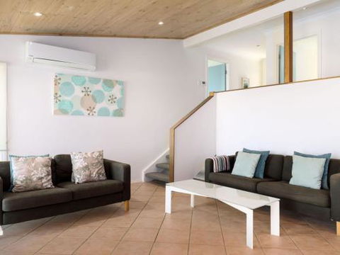 SPINIFEX Gerroa 4pm Check Out Sundays - Accommodation Port Macquarie 2