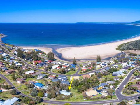 SPINIFEX Gerroa 4pm Check Out Sundays - Accommodation Port Macquarie 1