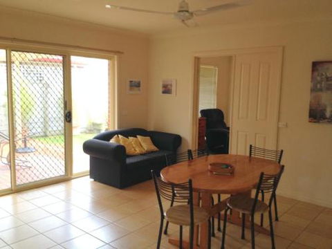 Paradise At The Beach Rosebud - Accommodation Port Macquarie 1