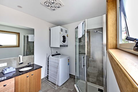Freycinet Stone Studio 8 - Accommodation Port Macquarie 4