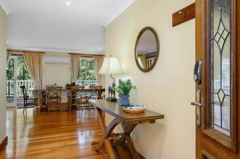 Hilldo Lovely Mountainside Accommodation - Accommodation Port Macquarie 3