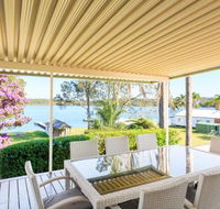 On Golden Ponds at Erowal Bay 4pm Check Out Sundays - Accommodation Port Macquarie