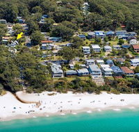 Sea Loft at Hyams Couples Only 4pm Check Out Sundays - Accommodation Port Macquarie