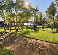 The Lake House at Erowal Bay 4pm Check Out Sundays - Accommodation Port Macquarie