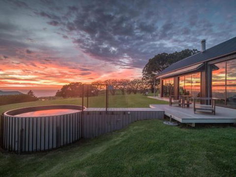 THE SHED Gerroa 4pm Checkout On Sundays & Public Holidays - Accommodation Port Macquarie 0