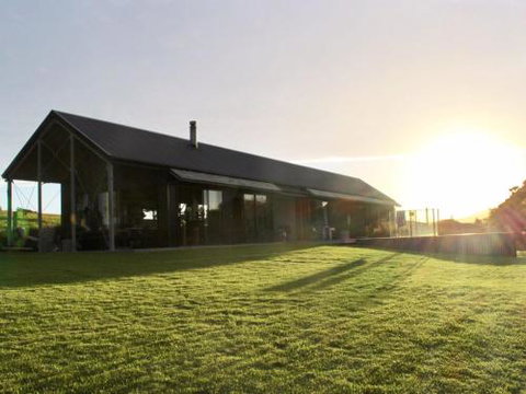 THE SHED Gerroa 4pm Checkout On Sundays & Public Holidays - Accommodation Port Macquarie 3