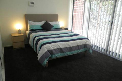 Almonta Apartments On The Water Front - Accommodation Port Macquarie 3