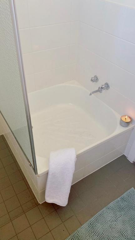 Honey At KI - Accommodation Port Macquarie 2