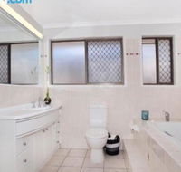 Schirrmann 56 Four Bedroom Home on Canal with Pool Pontoon Aircon  WiFi