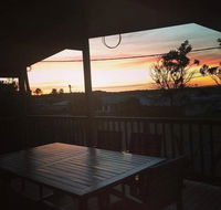 Sunset Deck Beach House Sandy Point - Accommodation Port Macquarie