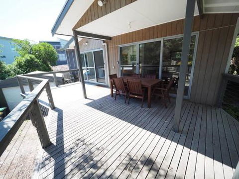 Sleepy Hollow Sandy Point - Accommodation Port Macquarie 0