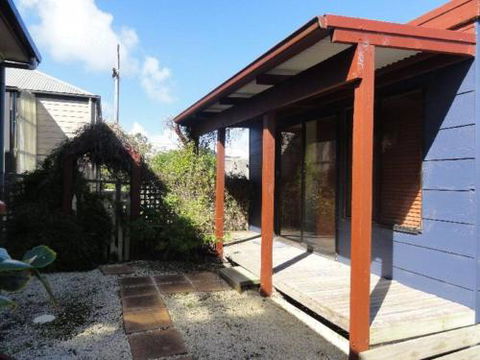 14 Sunshine Rise Sandy Point - Accommodation Port Macquarie 1