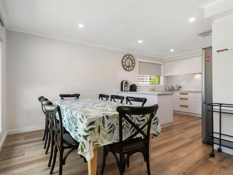 Rosebud Family Escape On Laurens - Accommodation Port Macquarie 1