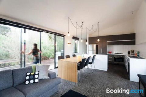 3 Anderson Avenue Sandy Point - Accommodation Port Macquarie 3