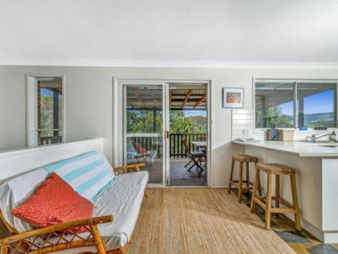 TREETOPS At WERRI BEACH Gerringong 4pm Check Out On Sundays - Accommodation Port Macquarie 1